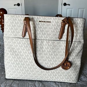 Michael Kors tote.  Great condition.  Cream color.